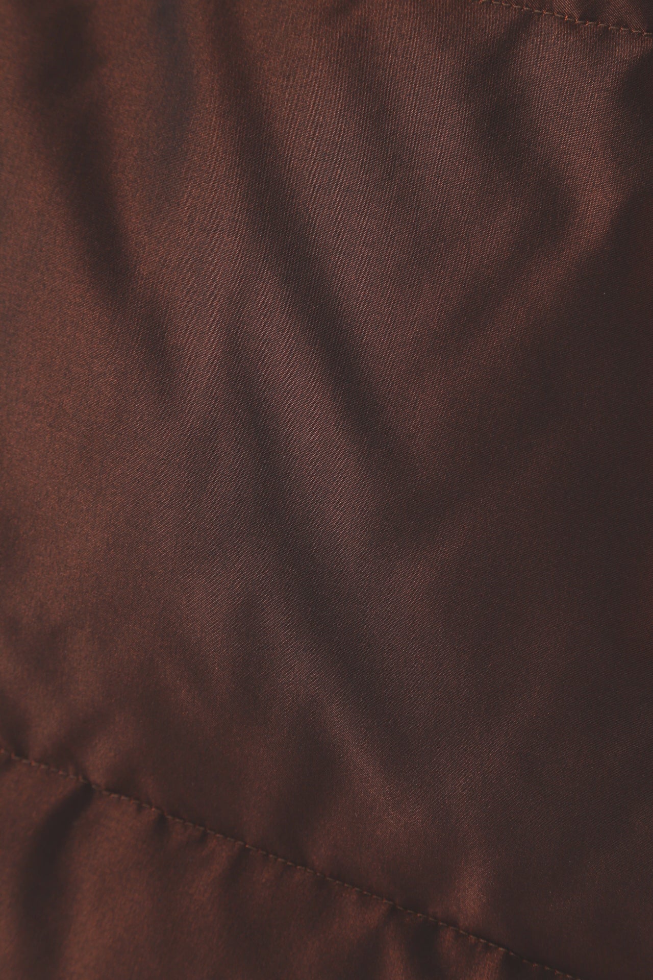 IRIDESCENT DOWN VEST -Polyester taffeta-