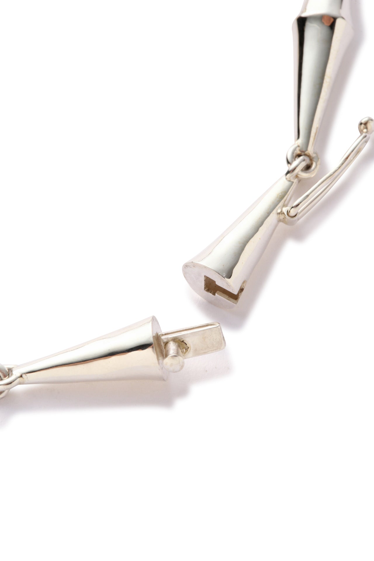 【SBS×BAUGO】 HEXAGON BRACELET -Six consecutive bicones-