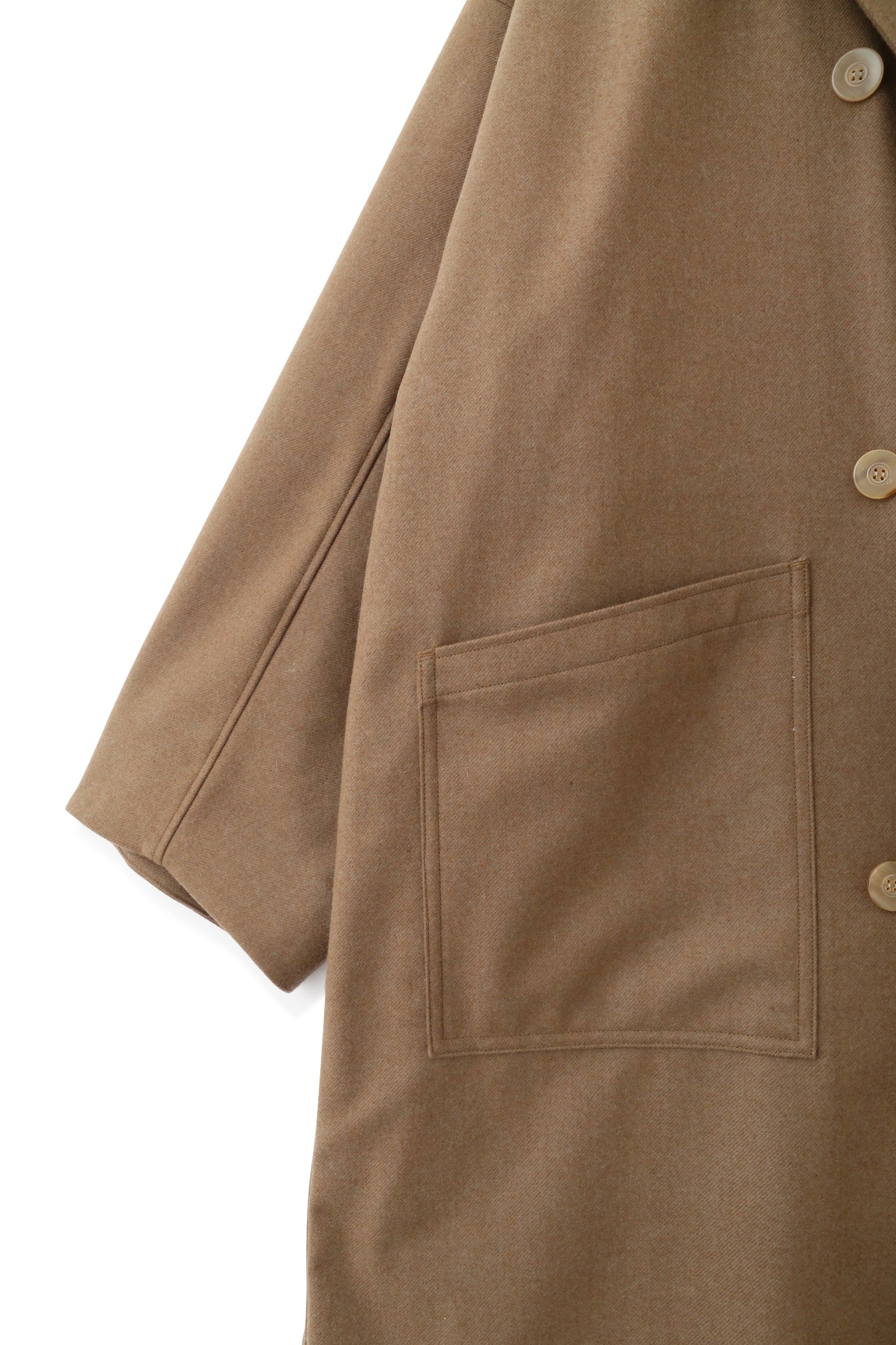 IRREGULAR YOKE SLEEVE COAT -POWDER MELTON-