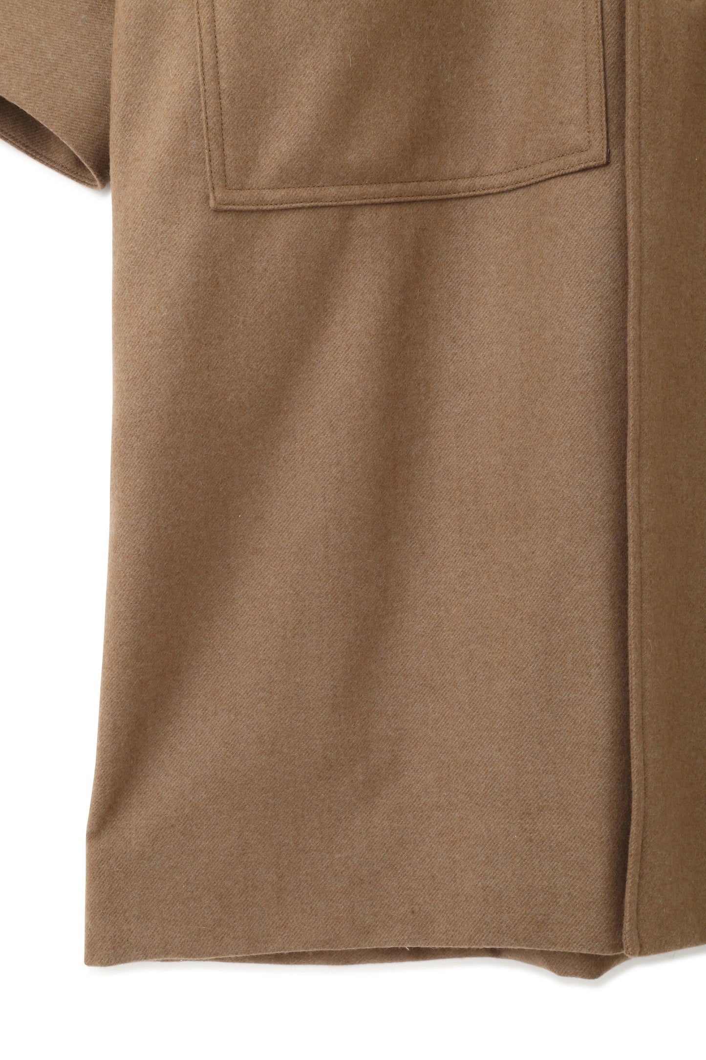 IRREGULAR YOKE SLEEVE COAT -POWDER MELTON-