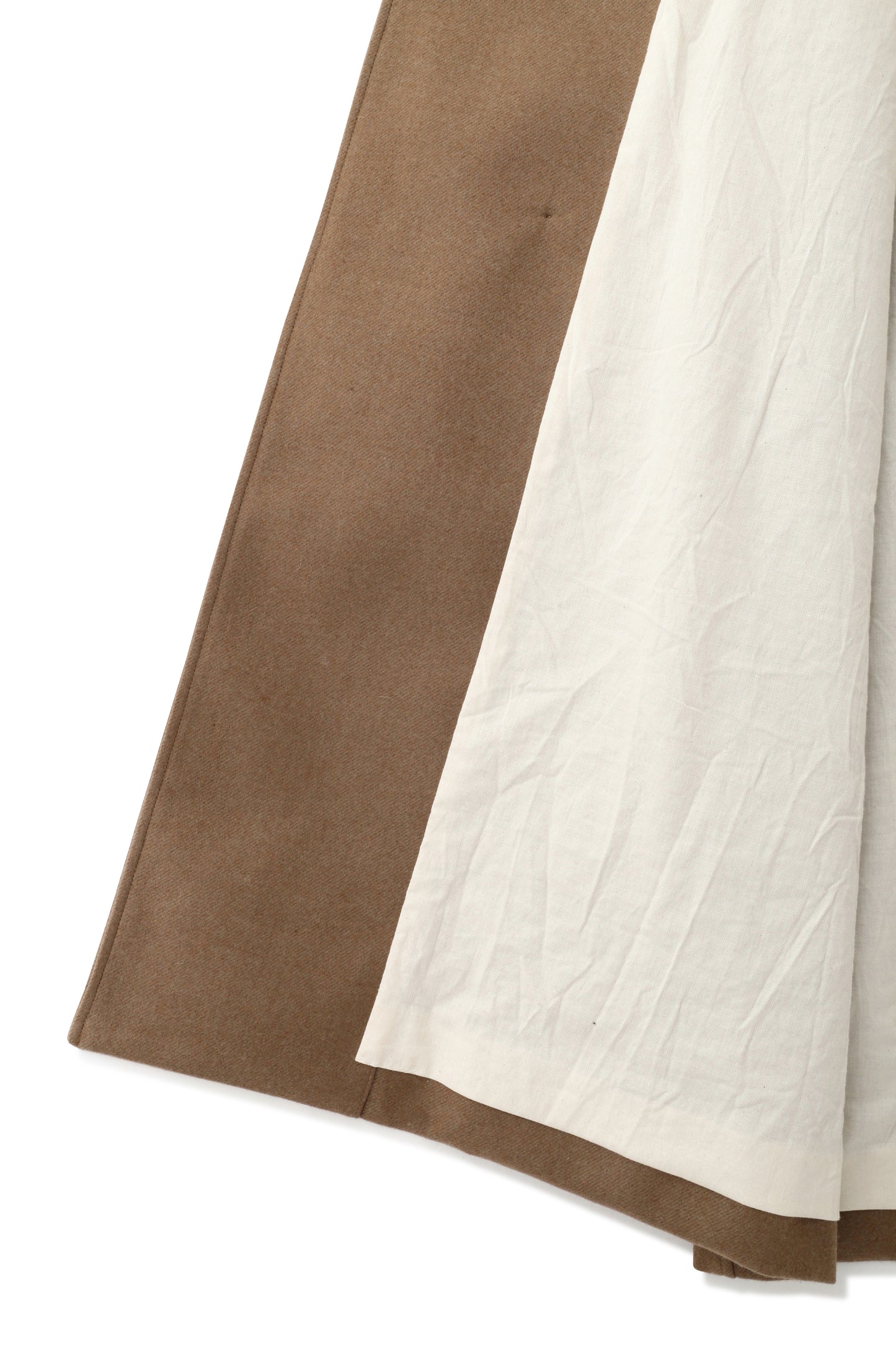 IRREGULAR YOKE SLEEVE COAT -POWDER MELTON-