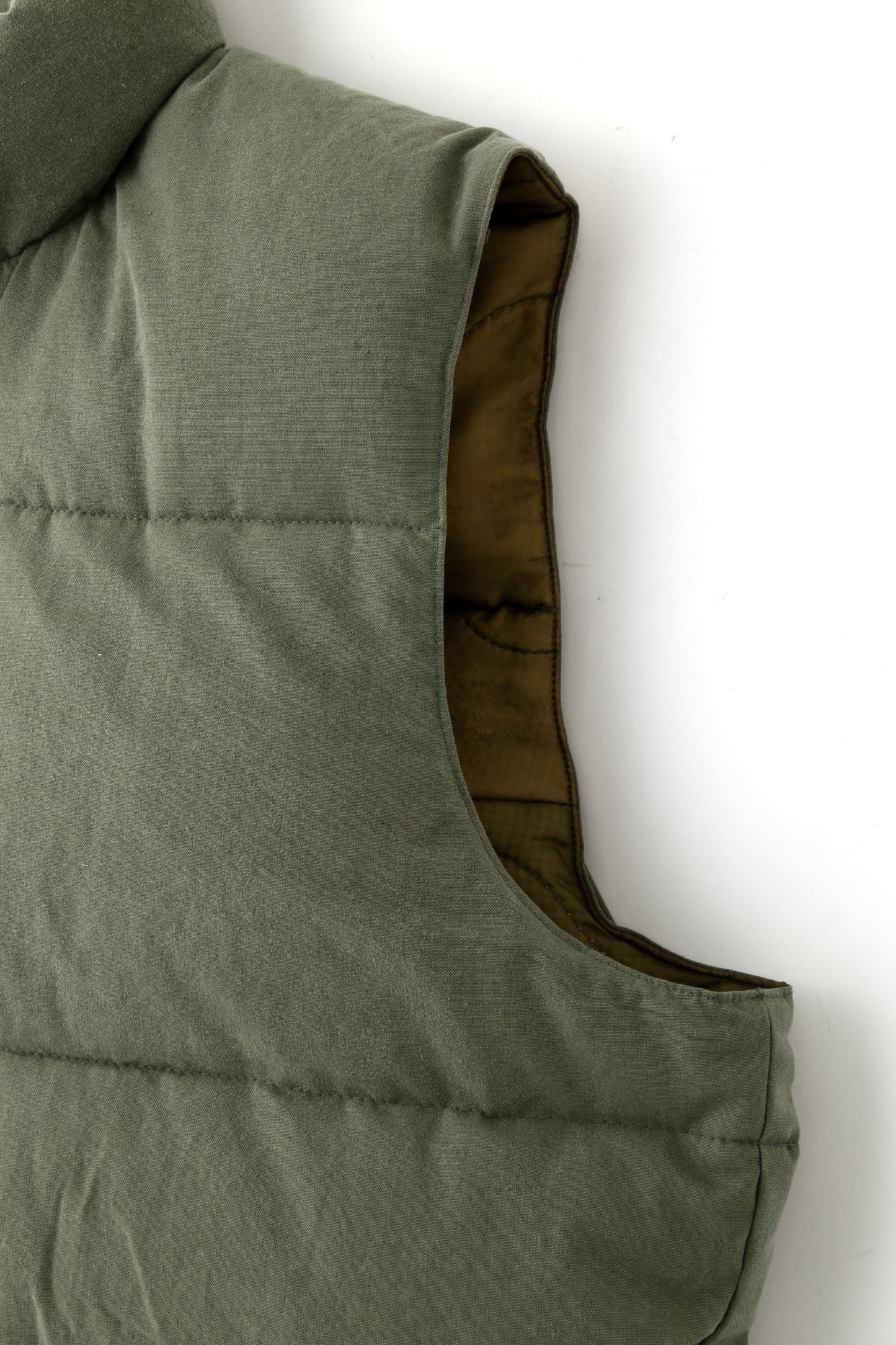 REWORK DOWN VEST -VINTAGE MILSPEC SLEEPING BAG-