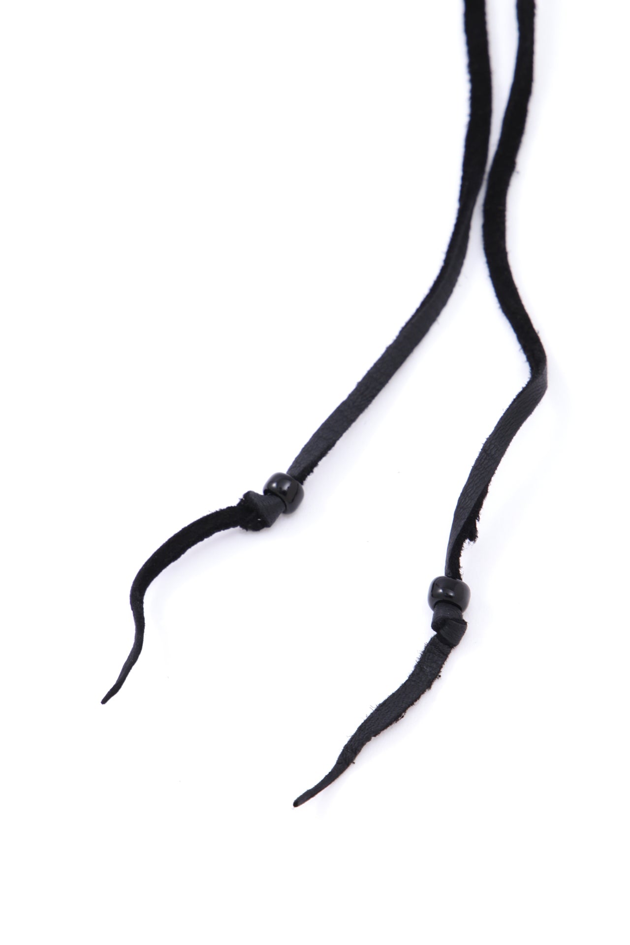 LEATHER TASSEL NECKLACE -Deer skin-