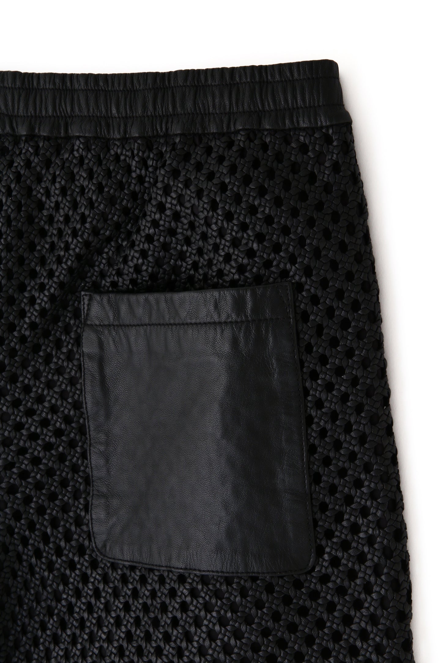 MACRAME LEATHER SHORT PANTS - Goat leather -