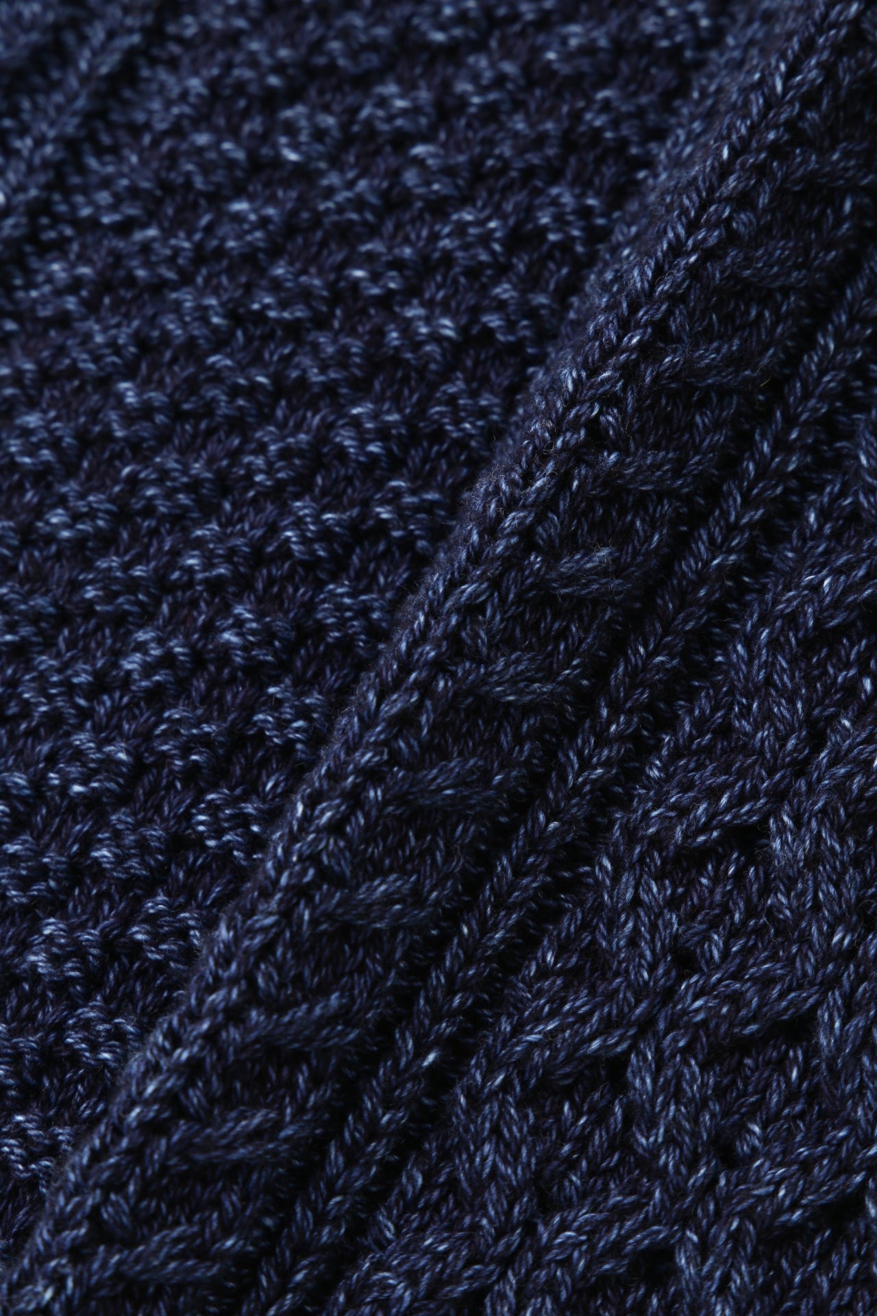 INDIGO YARN CABLE KNIT VEST -One wash-