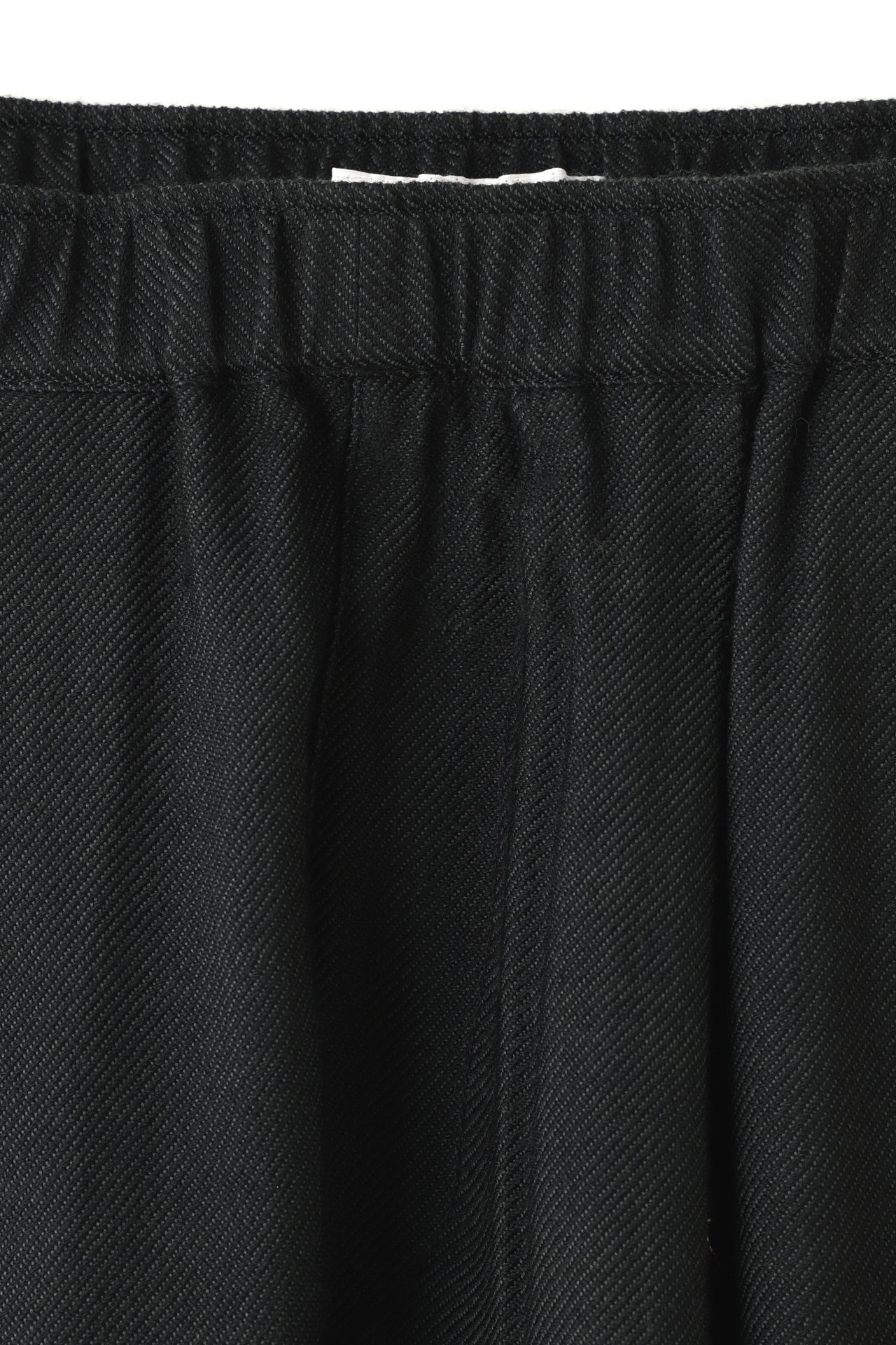 TUCK EASY PANTS - Silk / Wool loose twill -