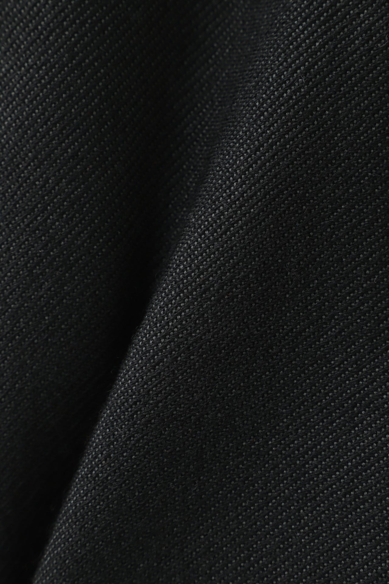 TUCK EASY PANTS - Silk / Wool loose twill -