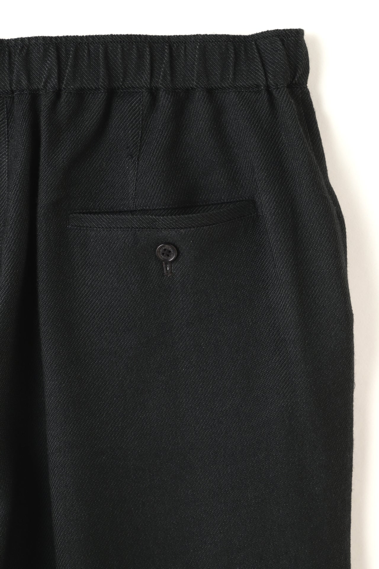 TUCK EASY PANTS - Silk / Wool loose twill -