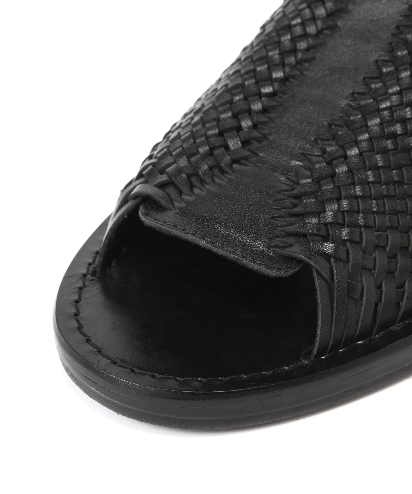 BRAIDED LEATHER SANDALS