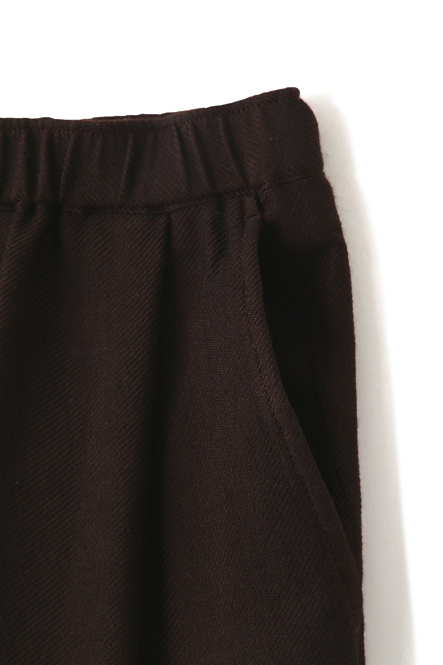 TUCK EASY PANTS ‐Silk Wool Loose twill‐