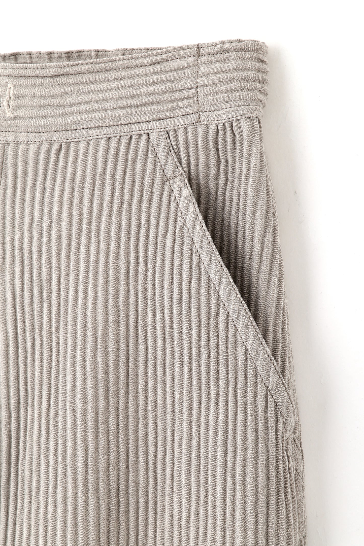 WIDE EASY TROUSERS ‐Cotton Wool Pleats‐