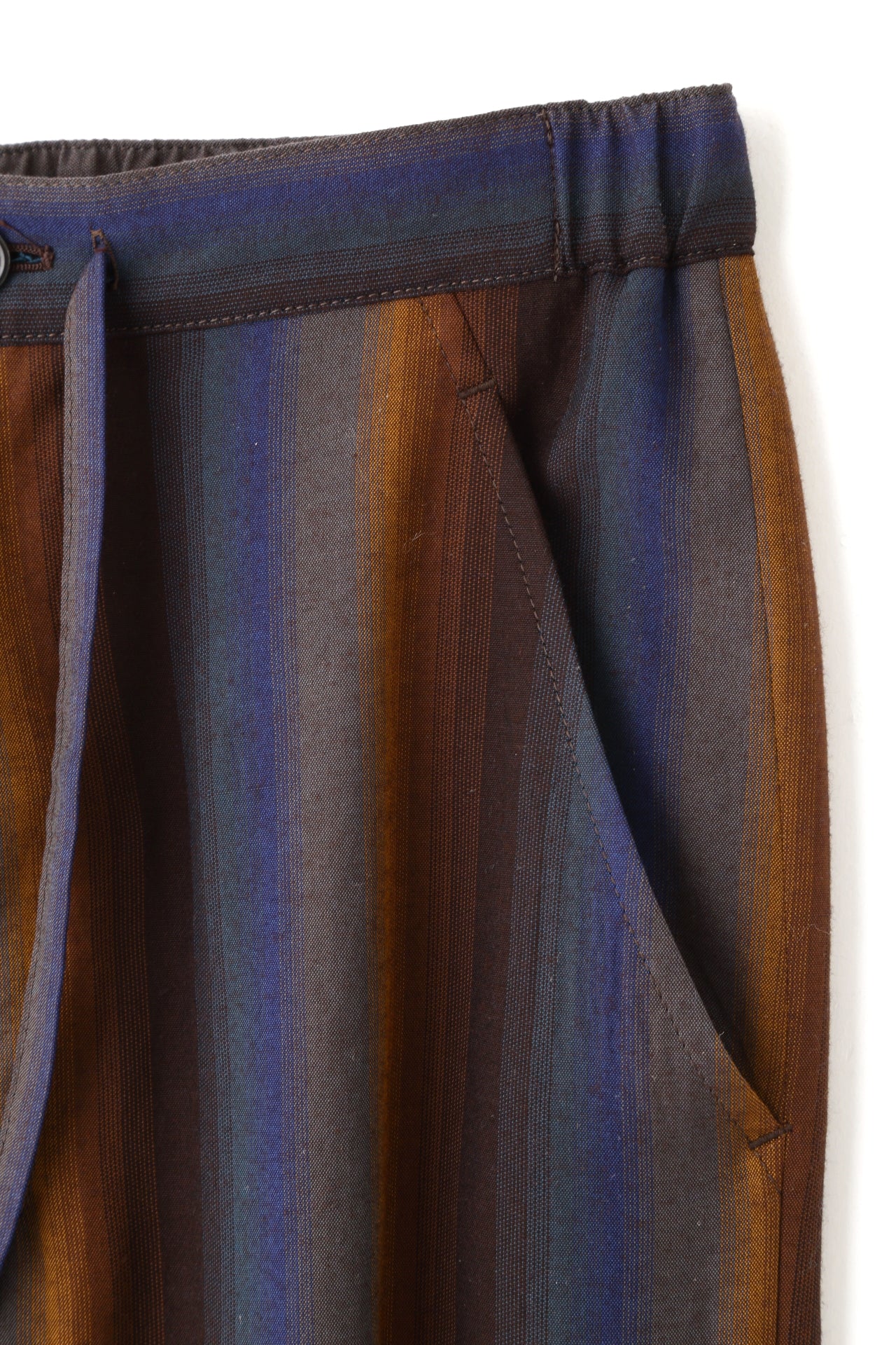 WIDE EASY TROUSERS ‐Wool Rayon Gradetion stripe‐