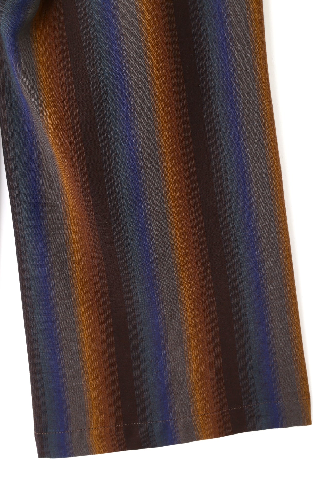 WIDE EASY TROUSERS ‐Wool Rayon Gradetion stripe‐