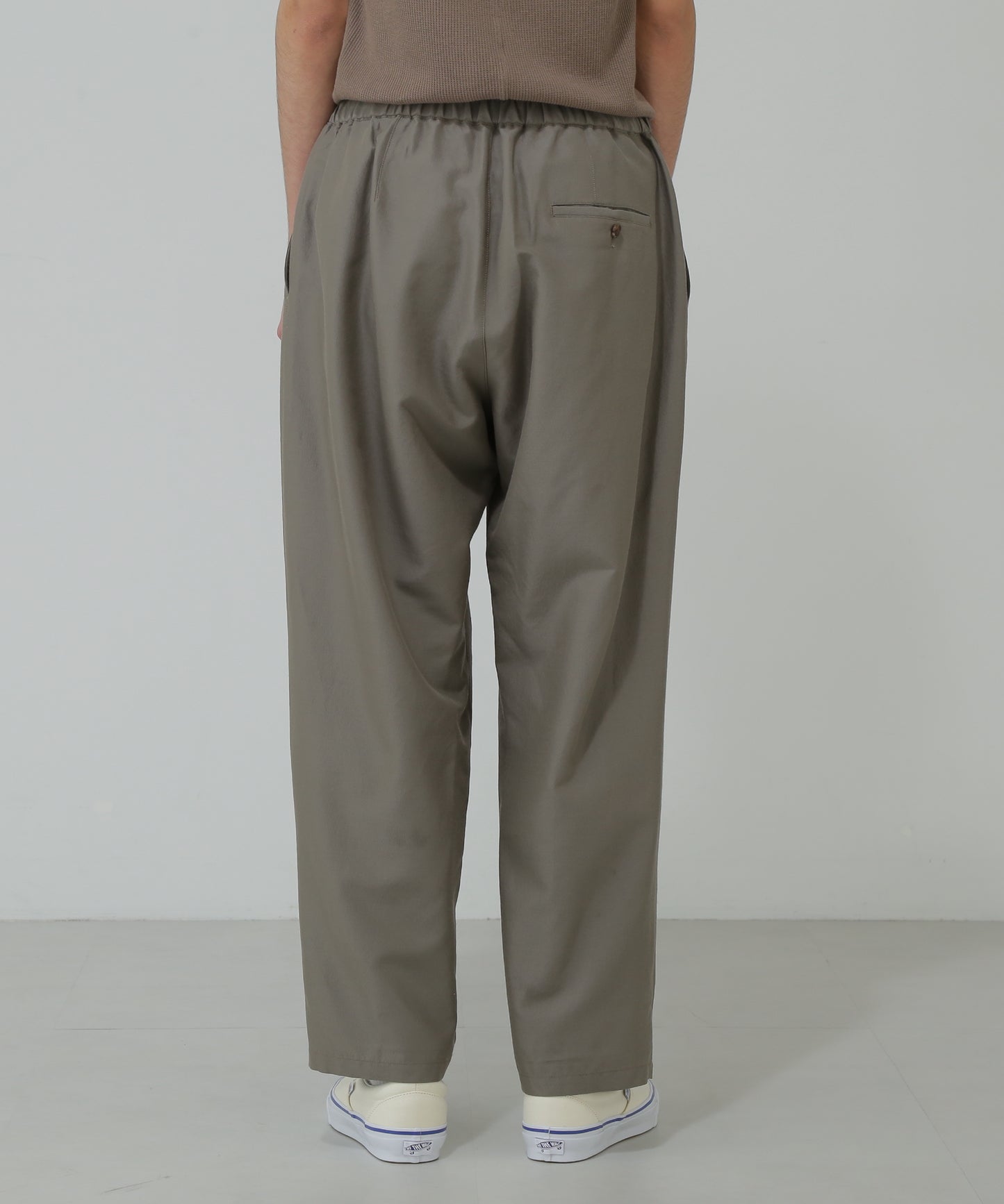 TUCK EASY PANTS - Silk / Wool -