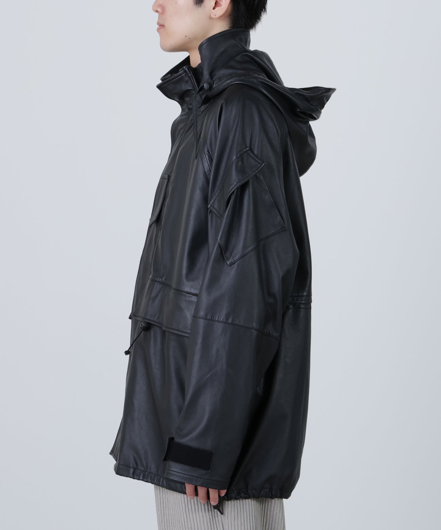 LEATHER MILITARY PARKA ‐Type:Generation two/Level six‐