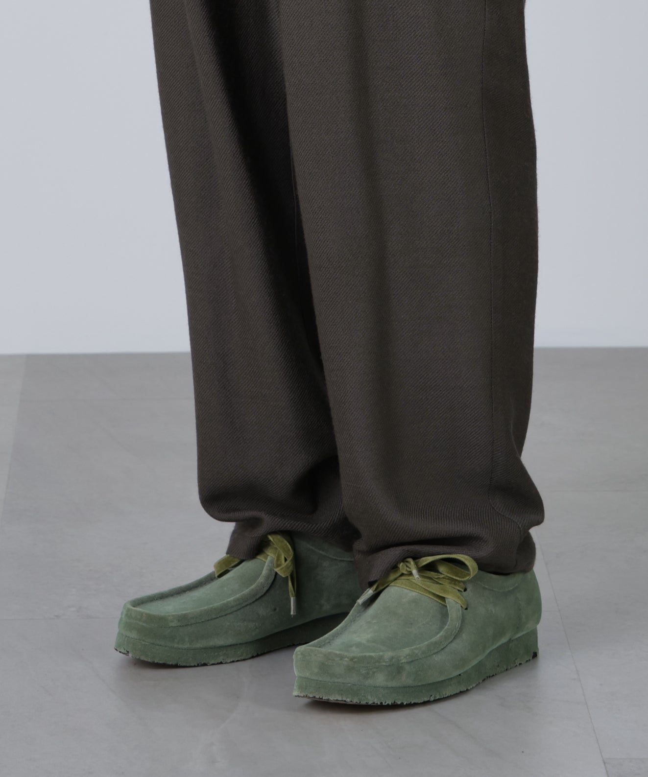 TUCK EASY PANTS ‐Silk Wool Loose twill‐