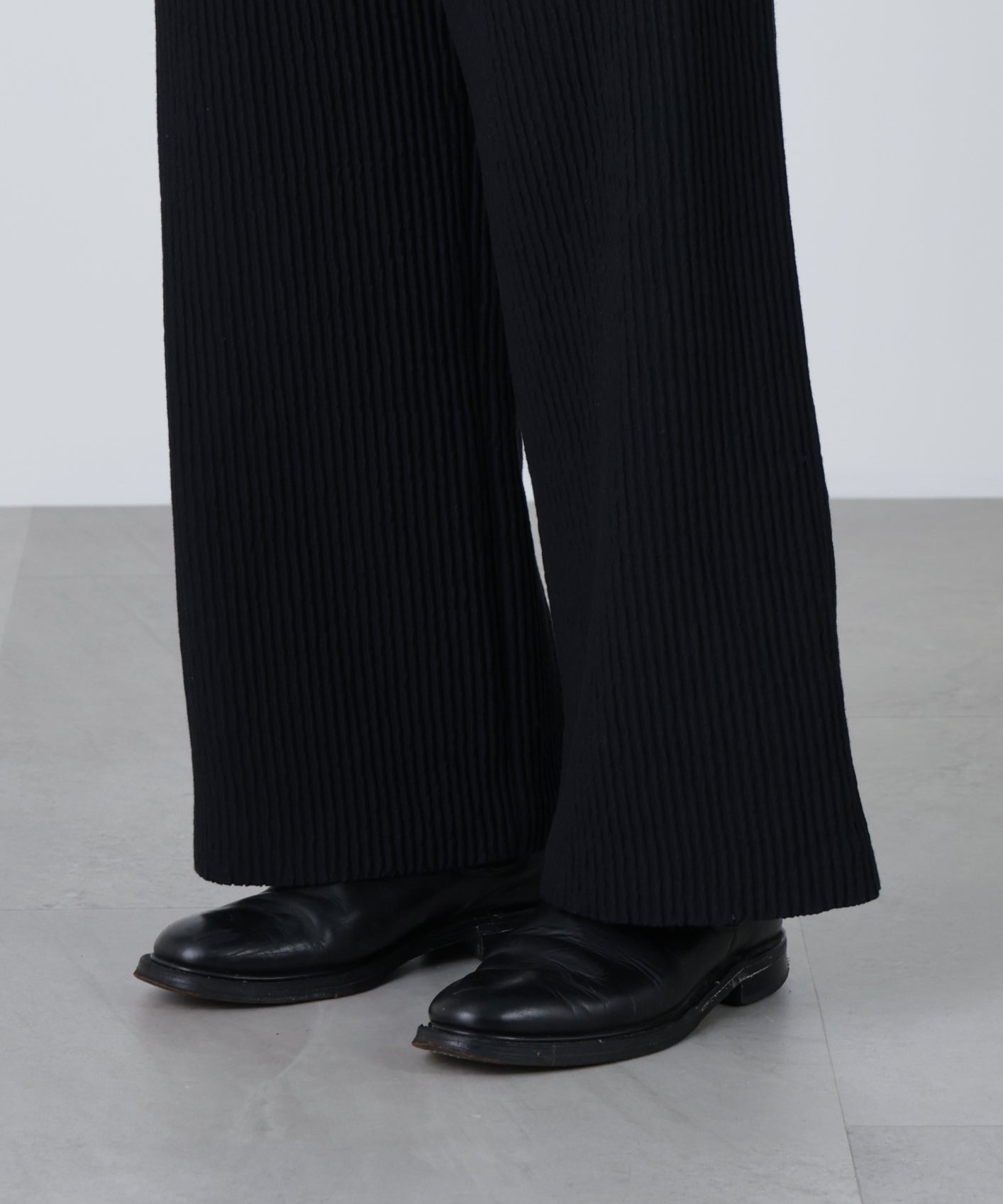 WIDE EASY TROUSERS ‐Cotton Wool Pleats‐