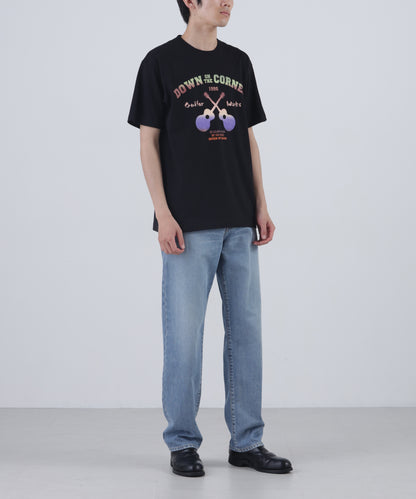 【SEVEN BY SEVEN / Down on the Corner】 GRADATION PRINT TEE ‐Guitar‐