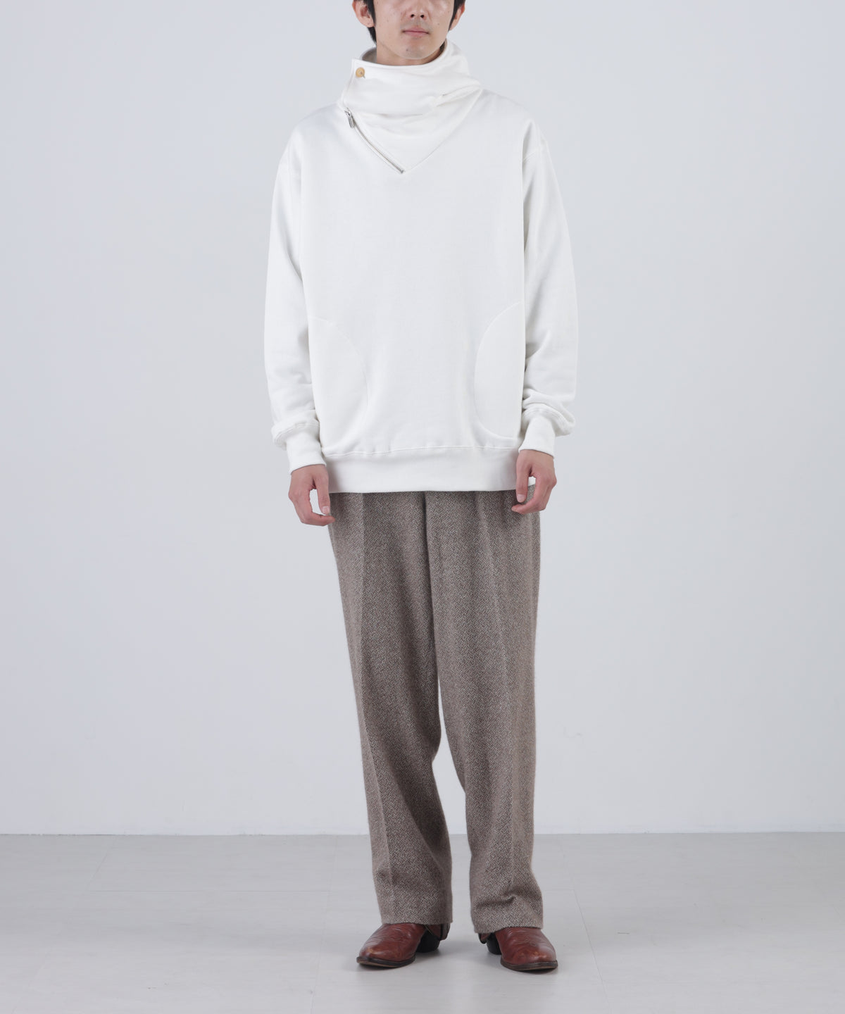 【SEVEN BY SEVEN / Down on the Corner】REMAKE SWEAT HOODIE ‐United Athle Crew Neck Base
