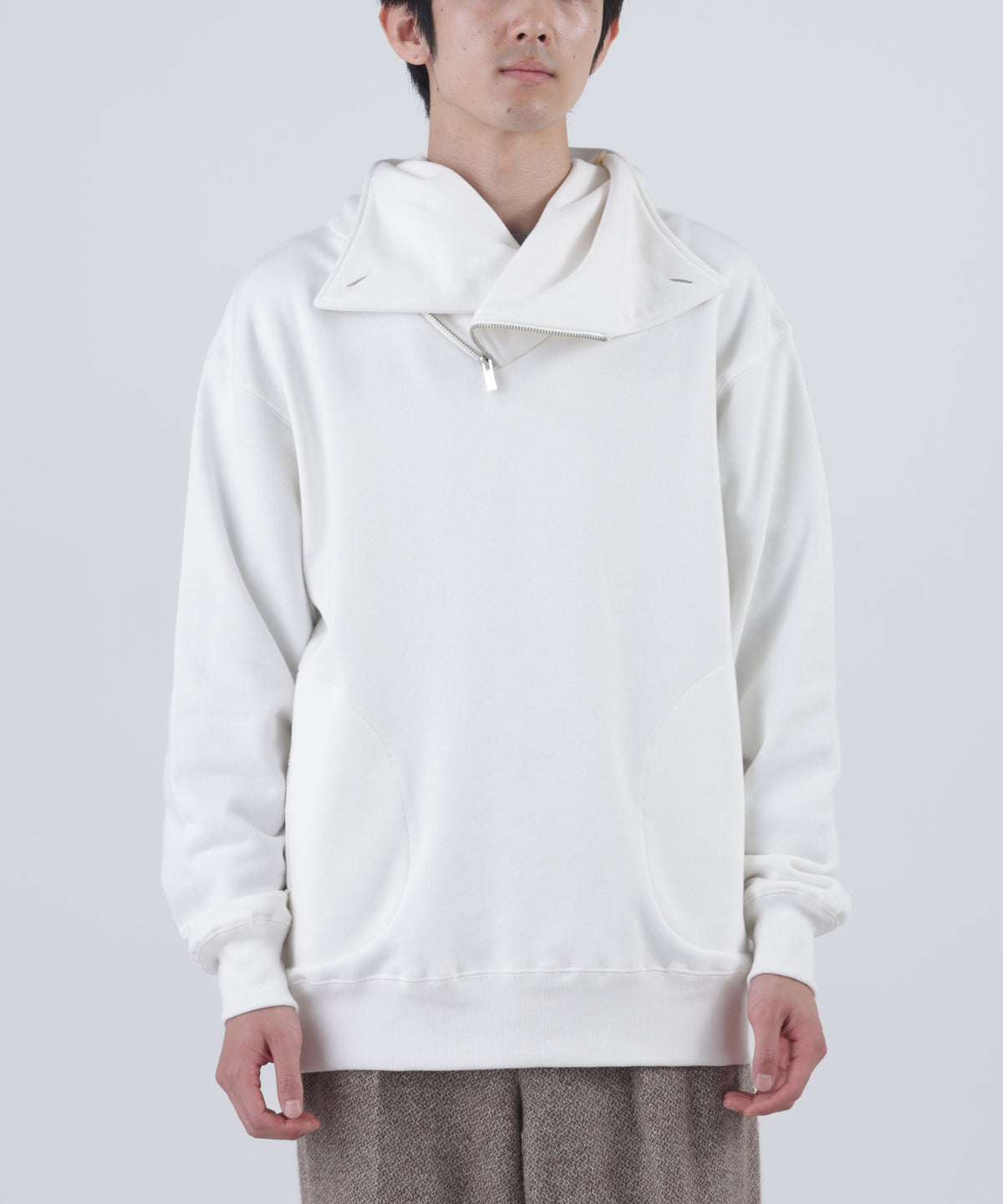 【SEVEN BY SEVEN / Down on the Corner】REMAKE SWEAT HOODIE ‐United Athle Crew Neck Base
