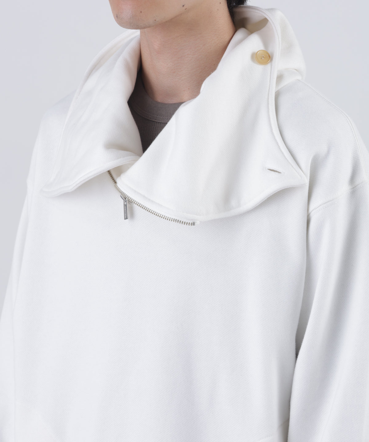 【SEVEN BY SEVEN / Down on the Corner】REMAKE SWEAT HOODIE ‐United Athle Crew Neck Base