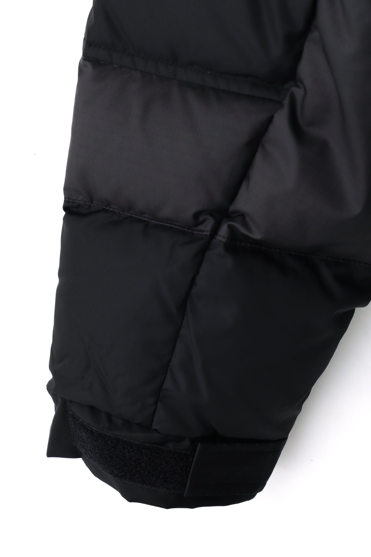 CLASSIC LONG DOWN JACKET