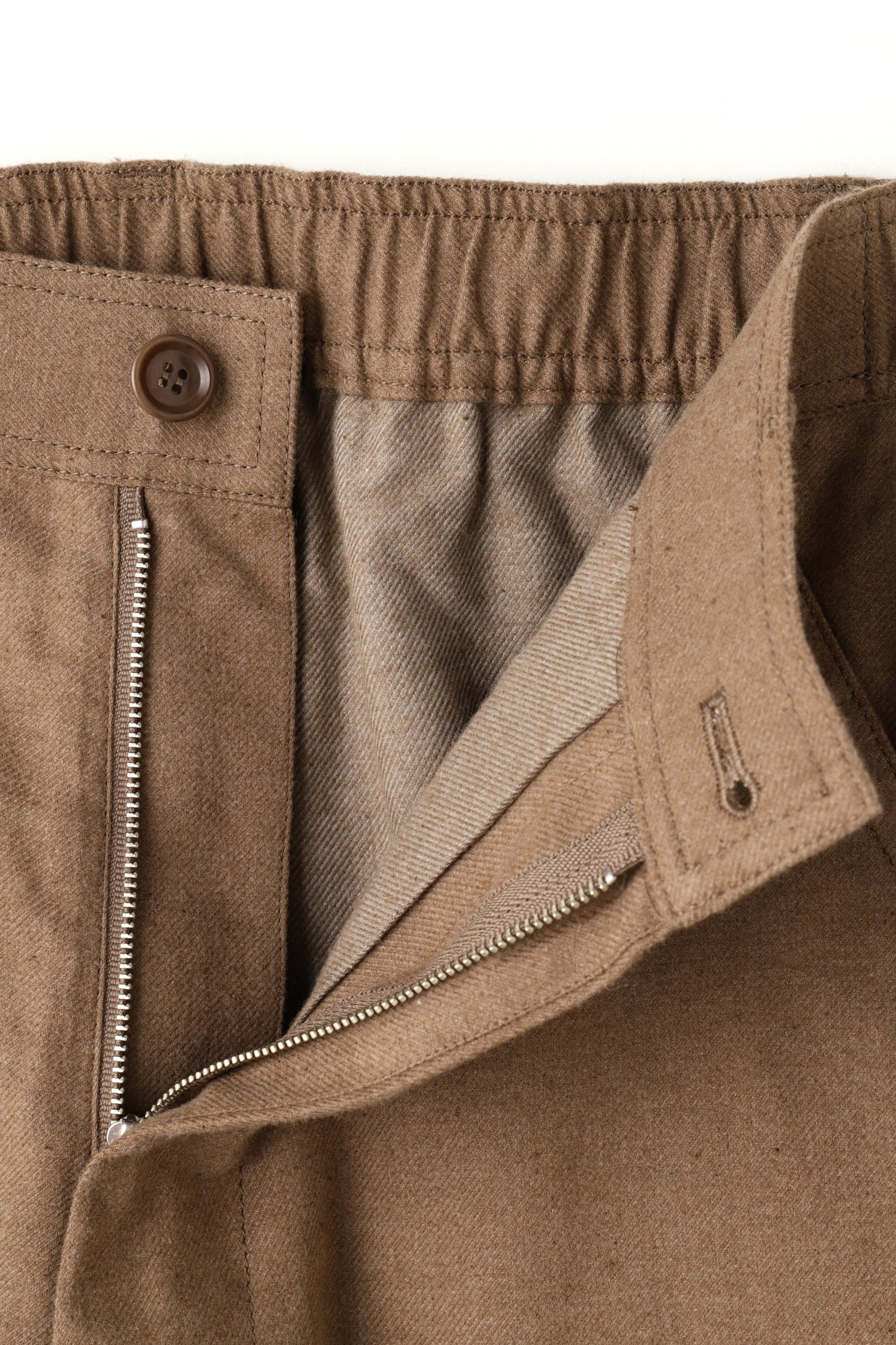 EASY TROUSERS ‐Unstained organic cotton‐