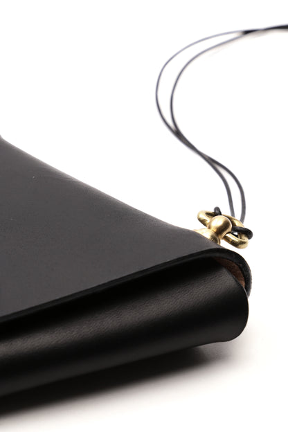 LEATHER TRIANGLE COIN CASE ‐Plain‐