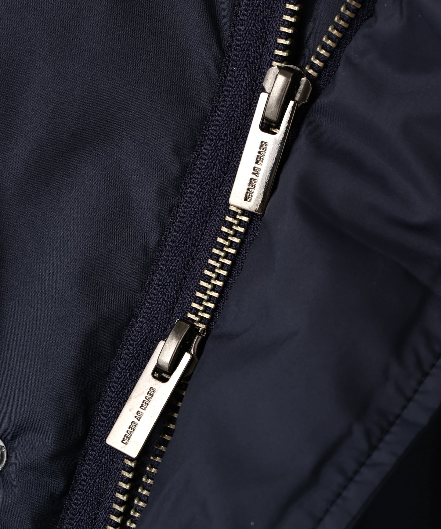 INSULATION FISH TAIL COAT ‐ Primaloft ‐