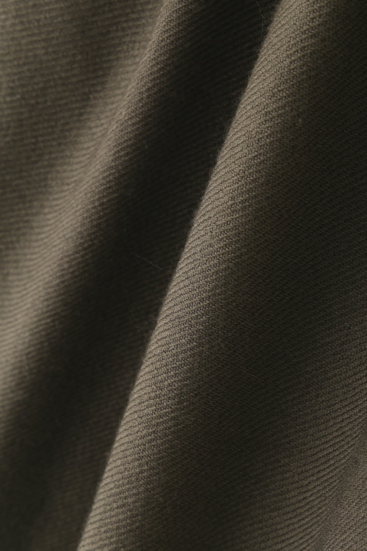 TUCK EASY PANTS ‐Silk Wool Loose twill‐