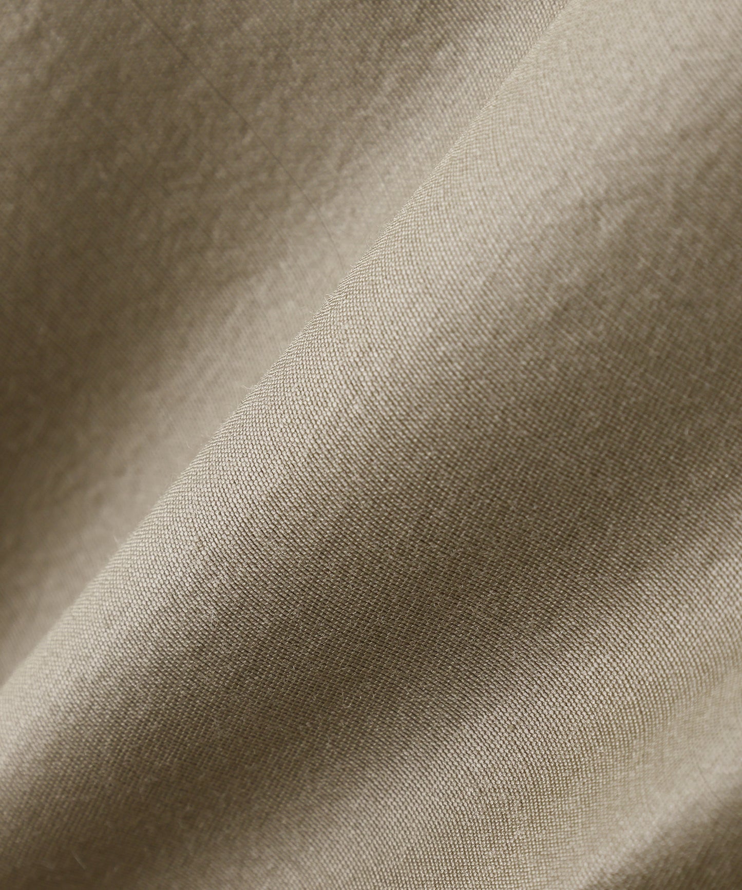 TAPERED TROUSERS ‐High density Wool Silk‐