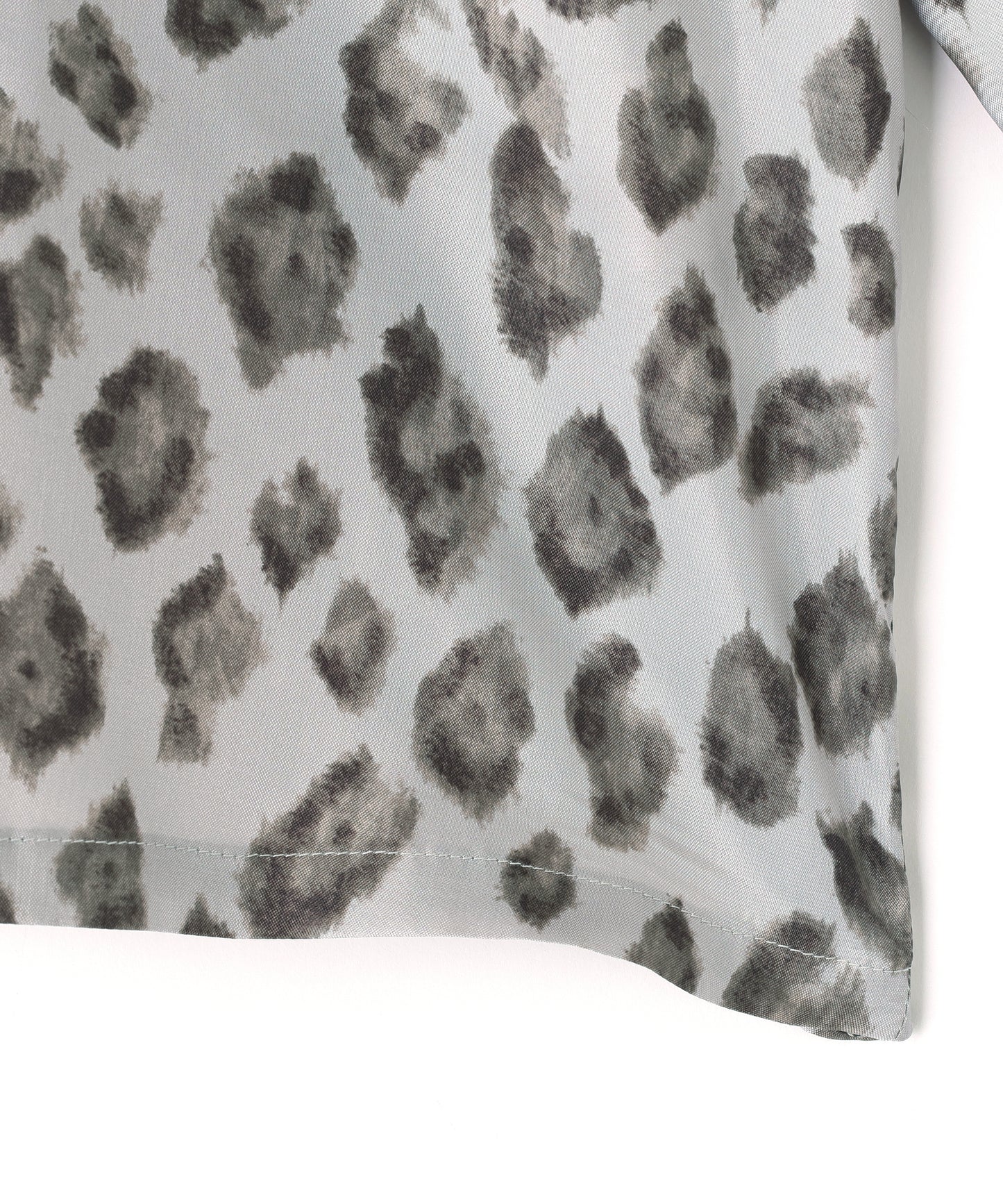 OPEN COLLAR SHIRTS　L/S ‐Leopard Print‐