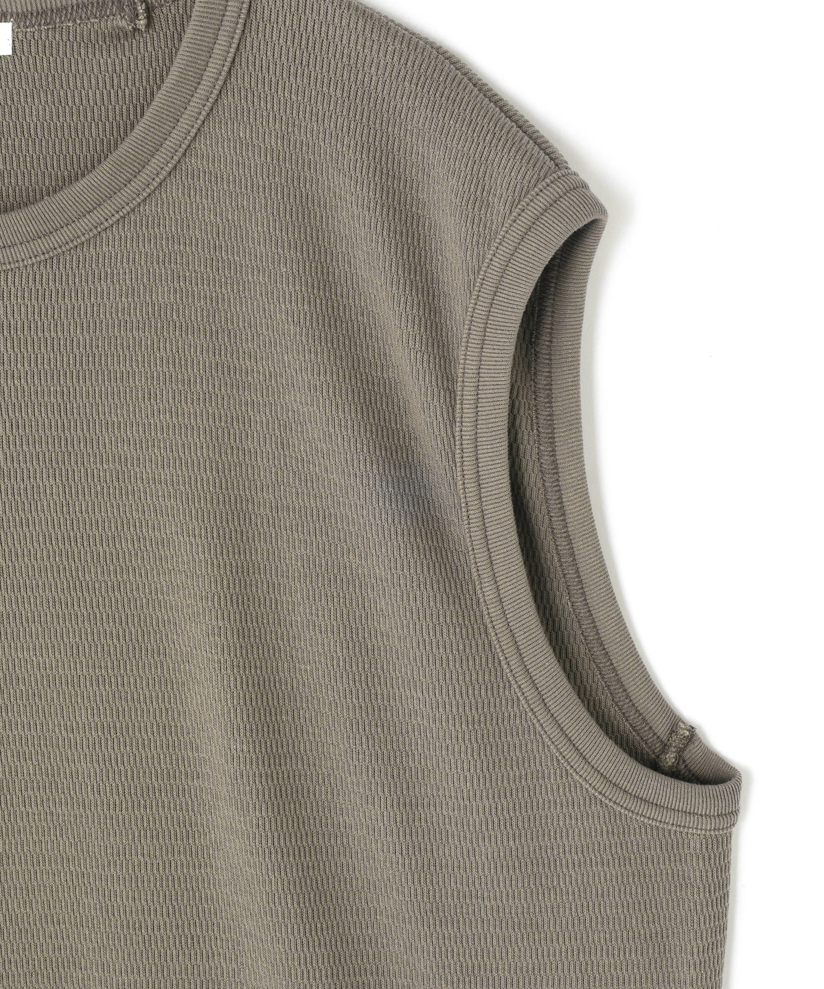 WRAP AROUND SLEEVELESS THERMAL TEE ‐Fabric dyed‐