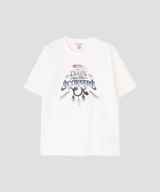 【SEVEN BY SEVEN / Down on the Corner】GRADATION PRINT TEE ‐Logo‐