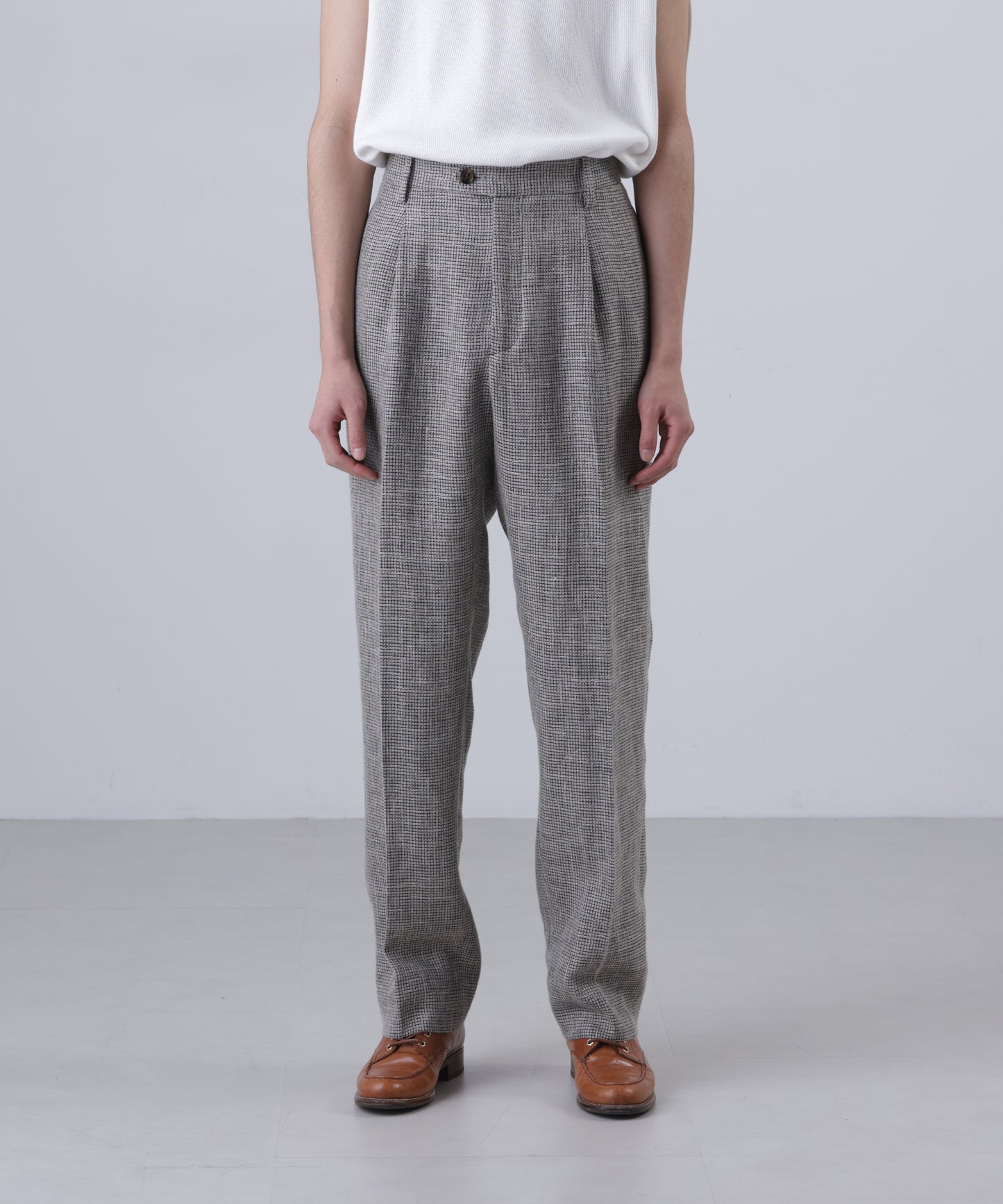 ONE TUCK TROUSERS ‐Heather Linen/Nylon*Wool crepe‐