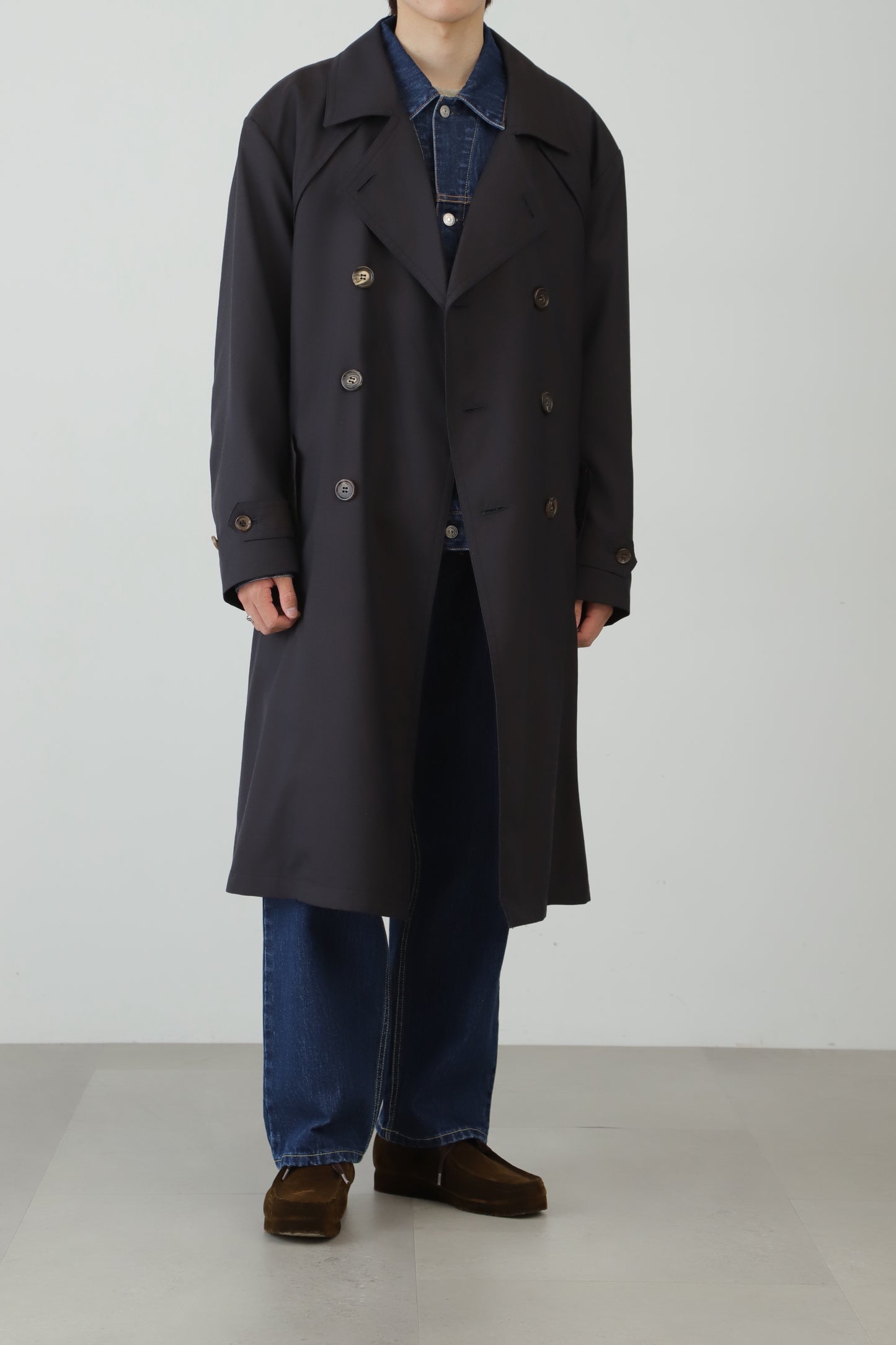 TRENCH COAT -Wool twill-