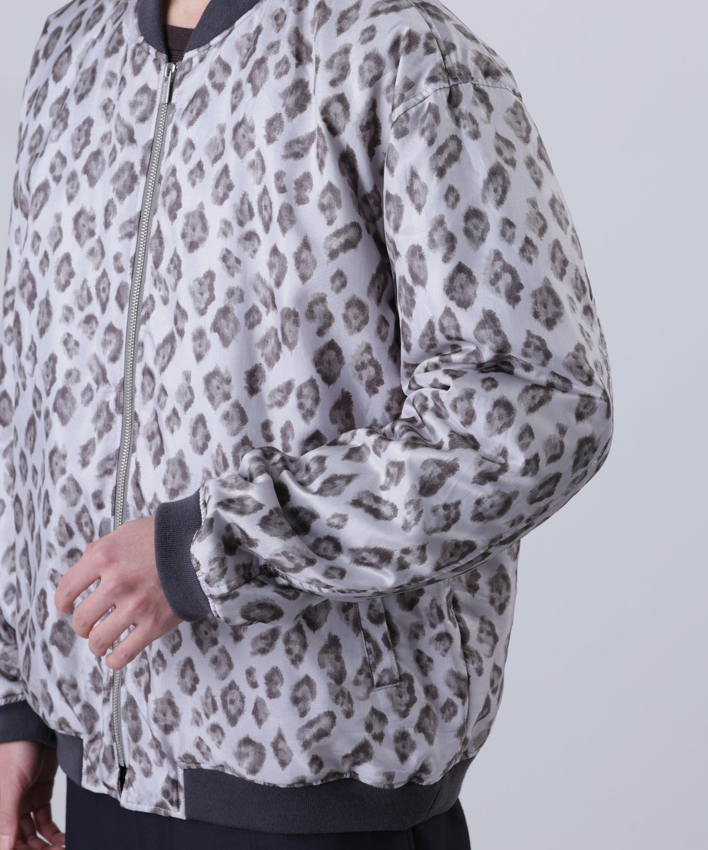 ZIP UP RIB BLOUSON ‐Leopard Print‐