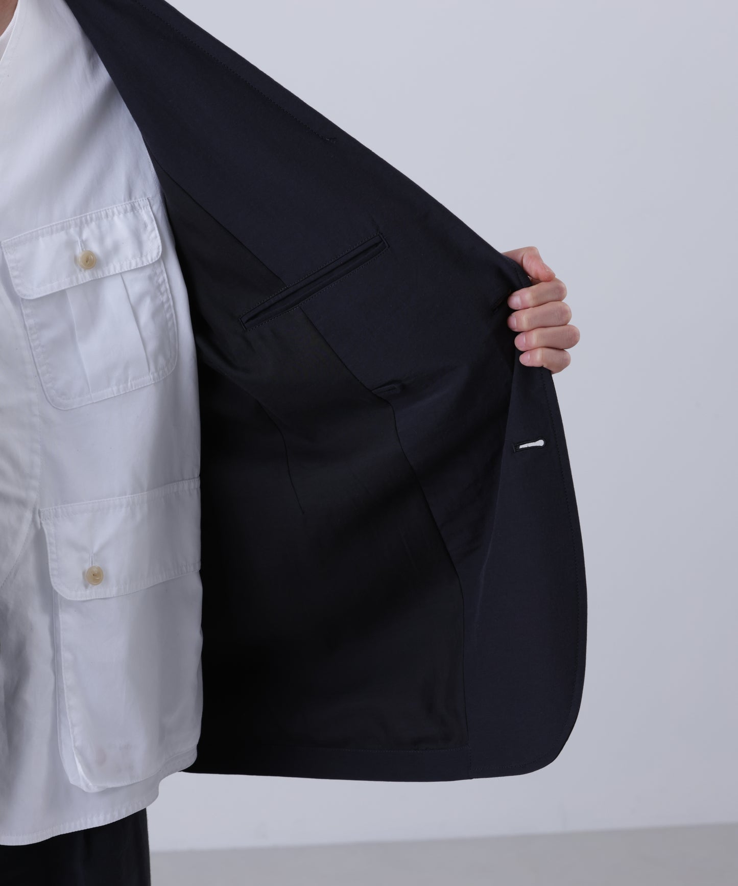 IRREGULAR DOUBLE BREASTED TAILORED JACKET ‐Double Face Cotton Silk‐