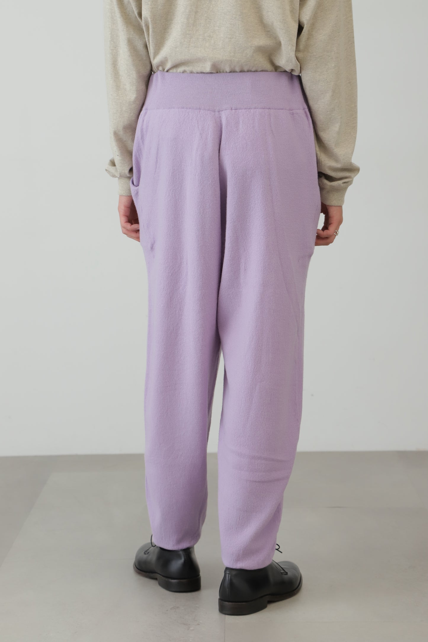 KNIT PANTS ‐Fulling wool‐