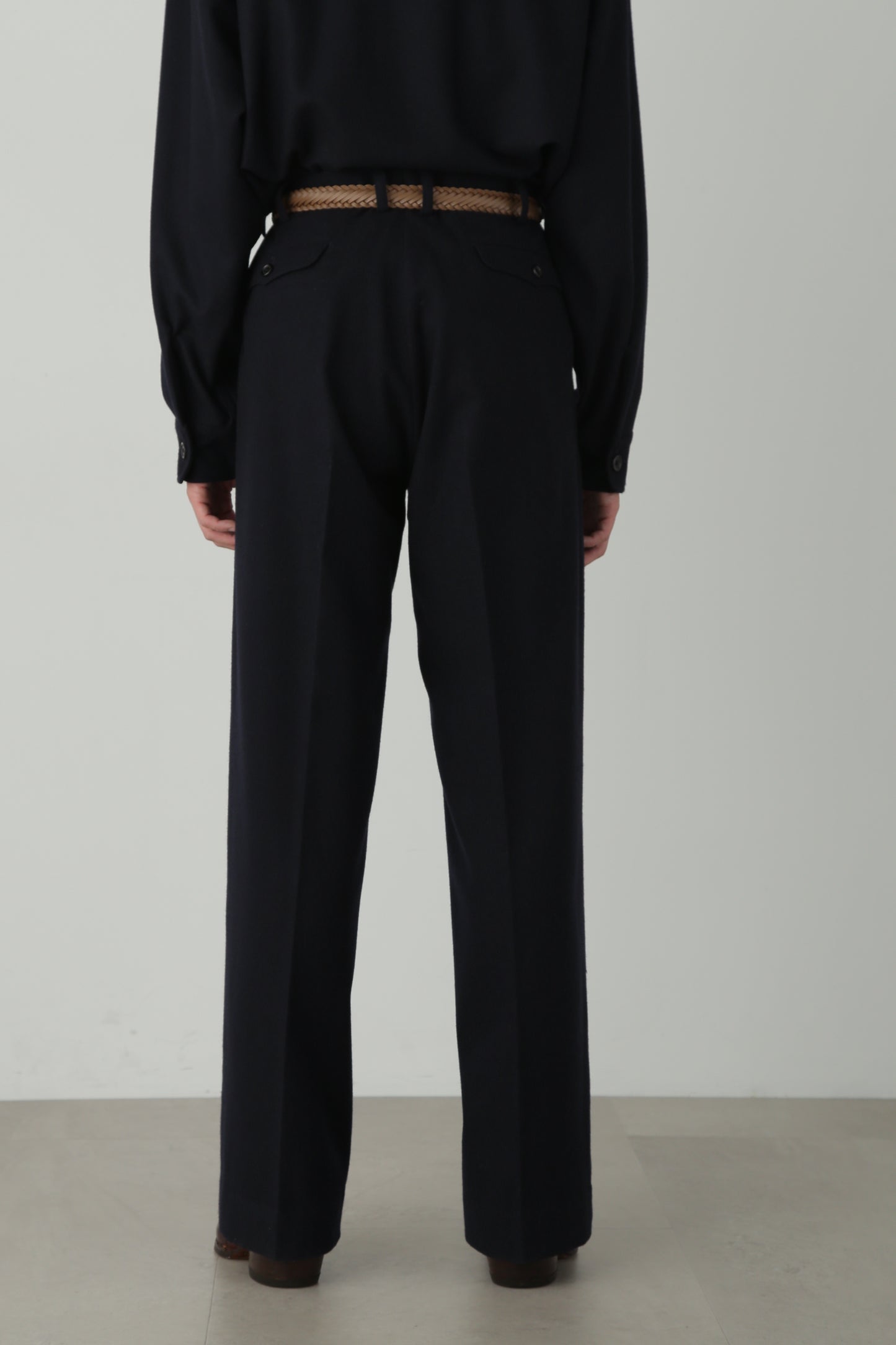 IN TUCK TROUSERS -Powder melton-