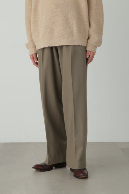 IN TUCK TROUSERS -Powder melton-