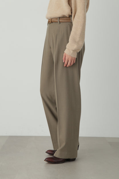 IN TUCK TROUSERS -Powder melton-